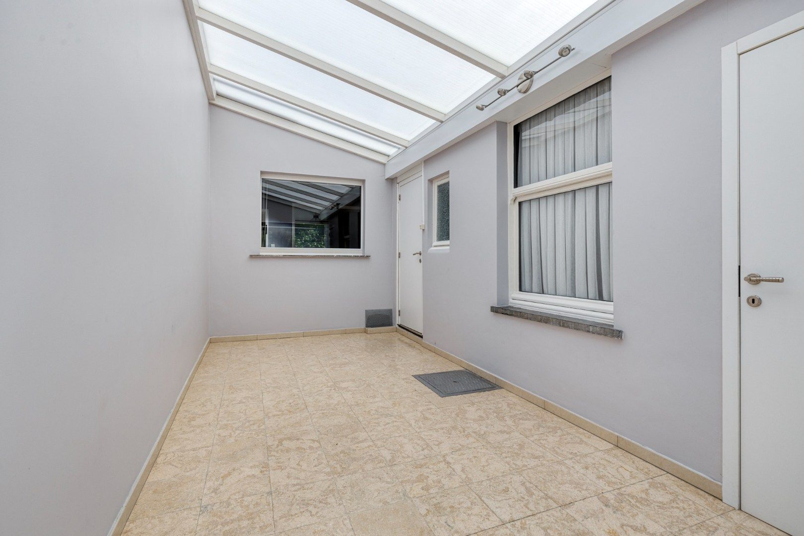 Verzorgde woning met 3 kamers, diepe tuin én garage! foto 12