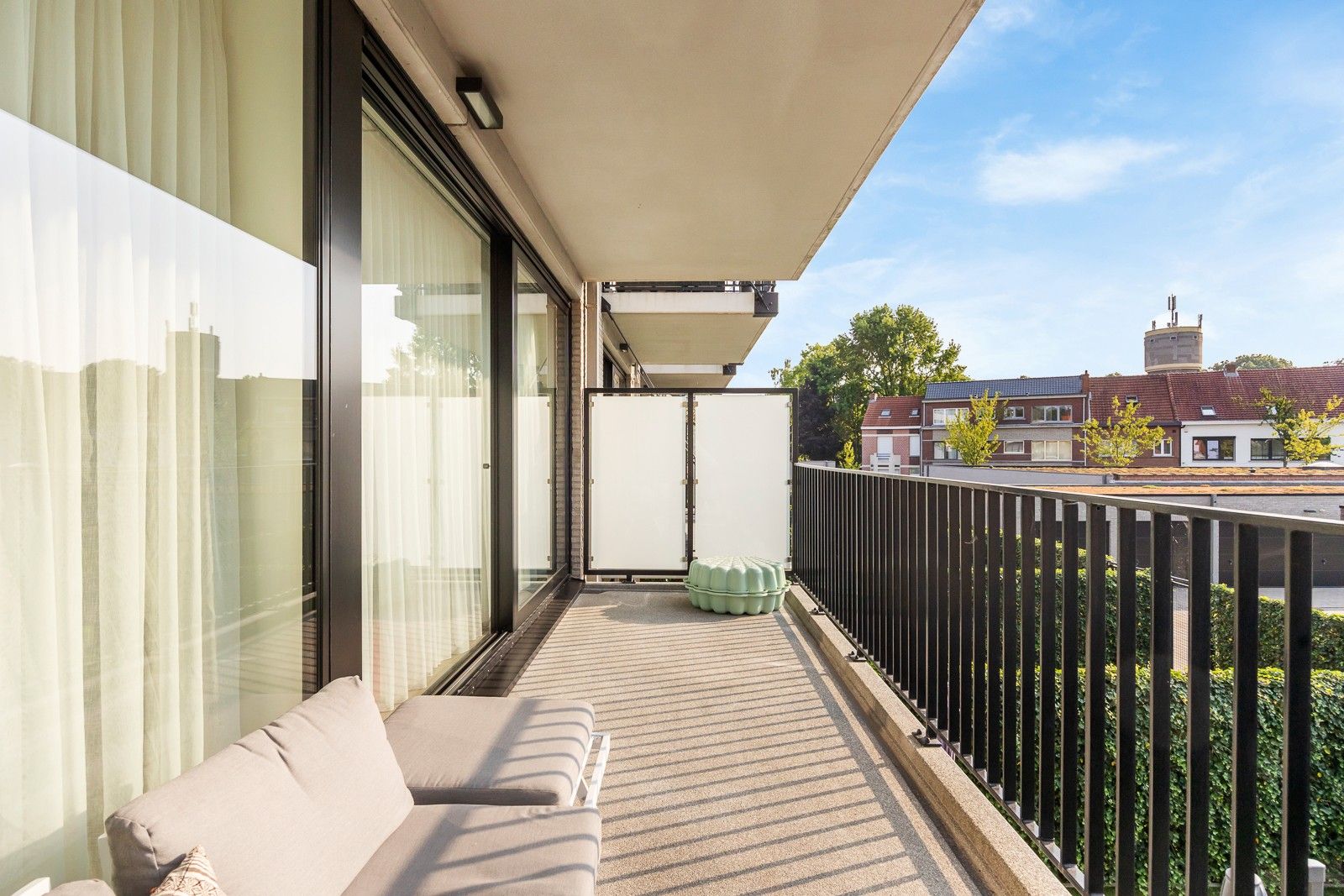 Prachtig appartement met ruim terras, kelder én garagebox. foto 16