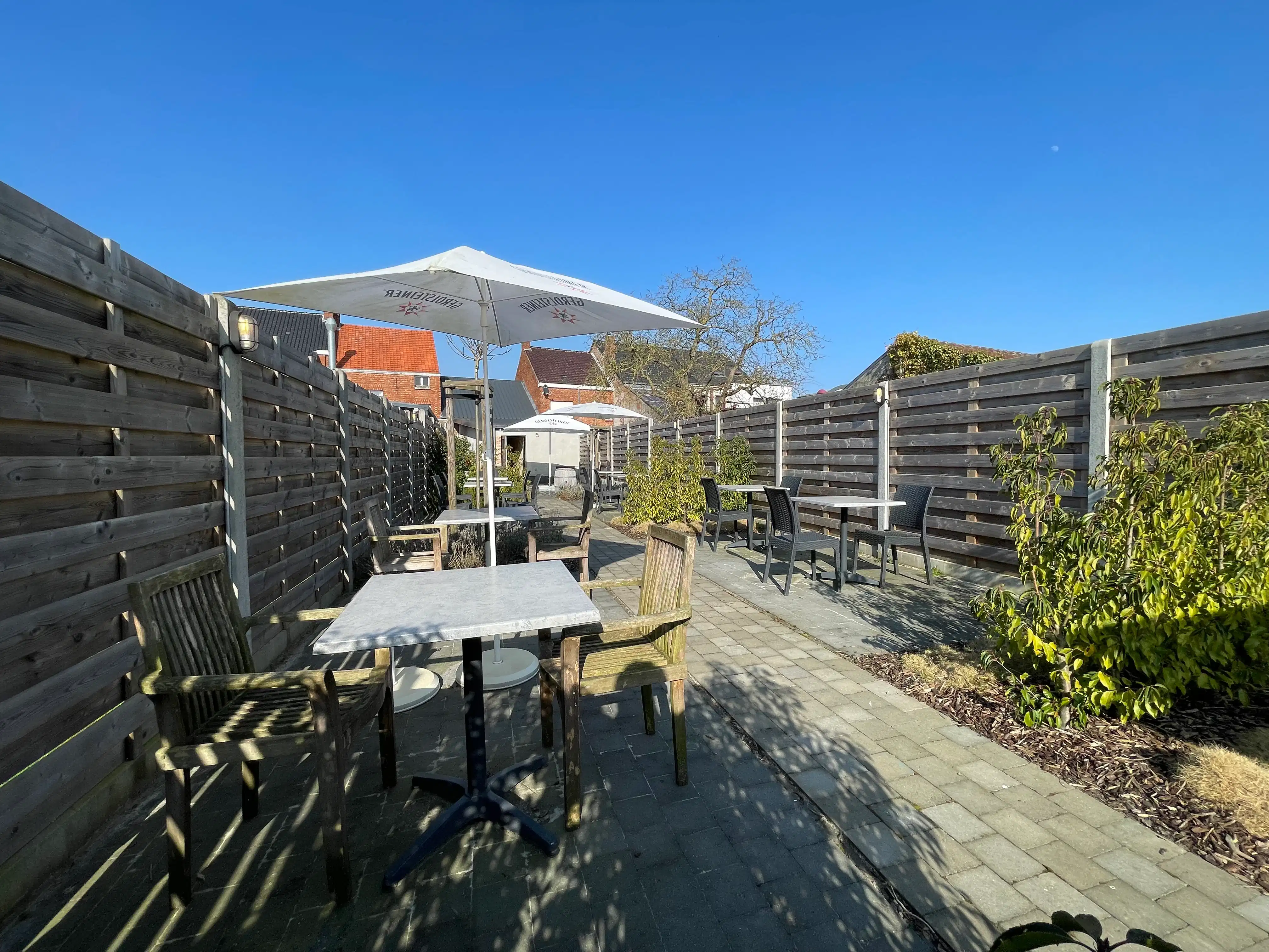 Unieke whisky en wijnbar foto 17