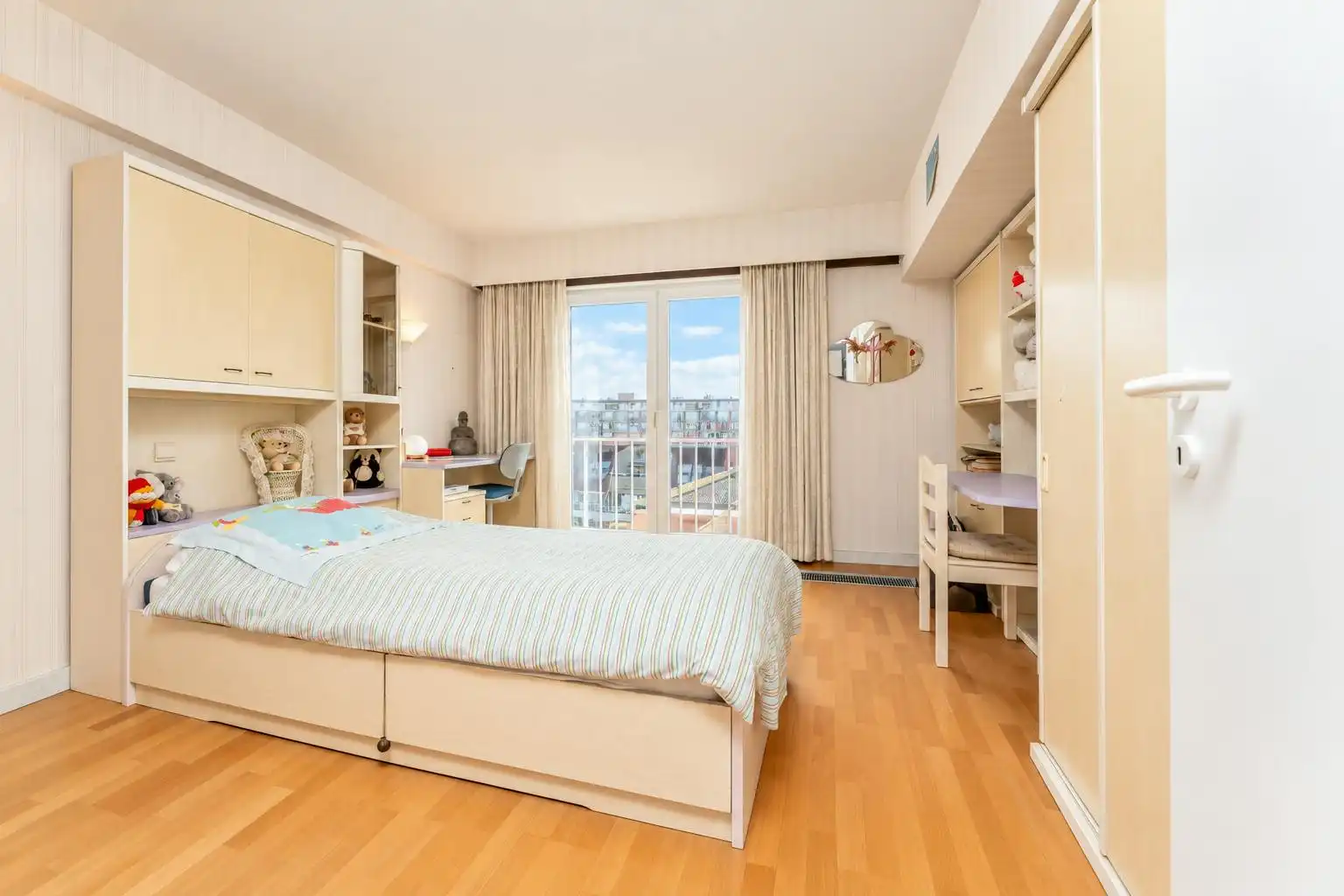 Prachtige duplex met 4 slaapkamers en indrukwekkend terras foto 18
