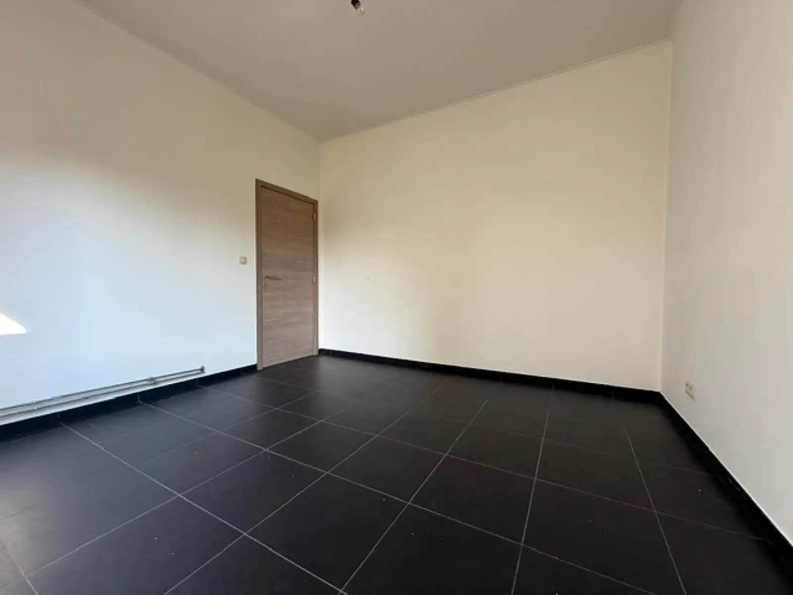 Te huur: Instapklaar appartement aan de stadsrand foto 8