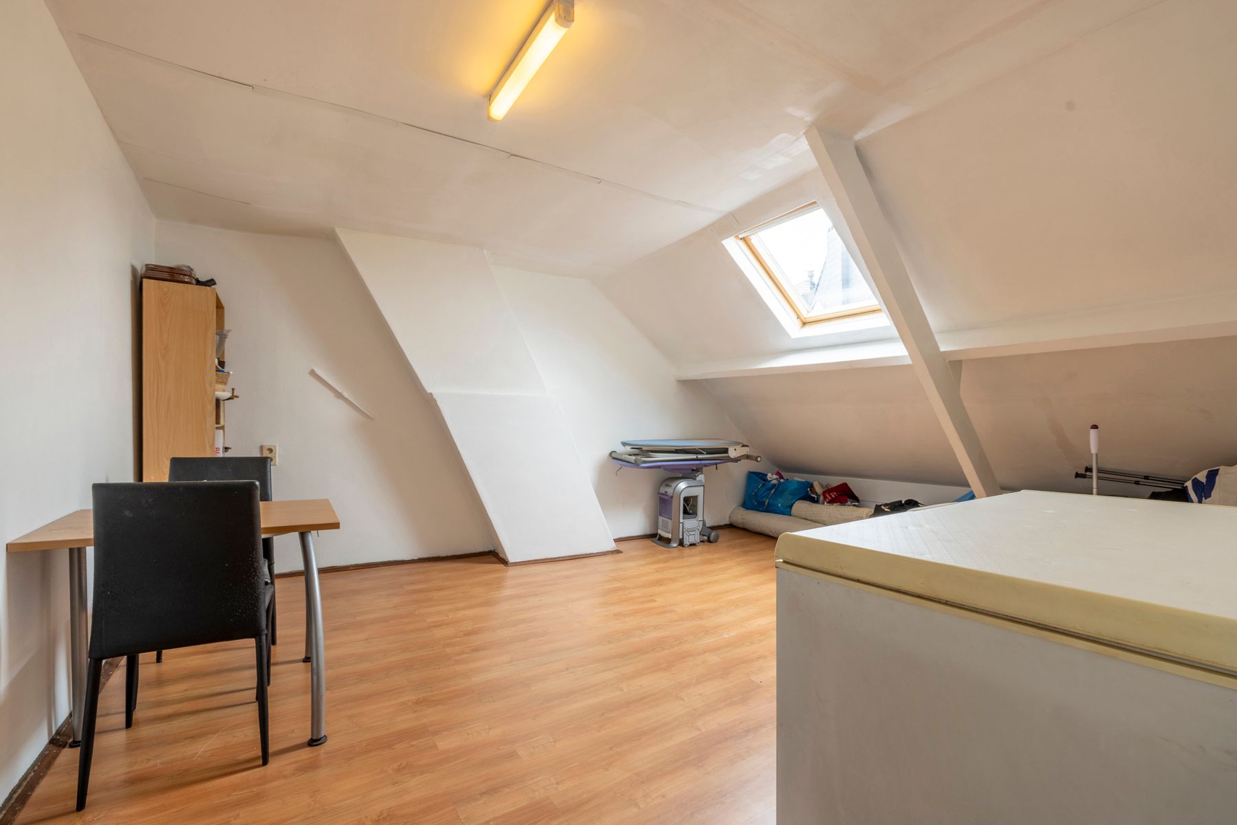 Handelsruimte met woning – 5 slaapkamers en stadsterras foto 13