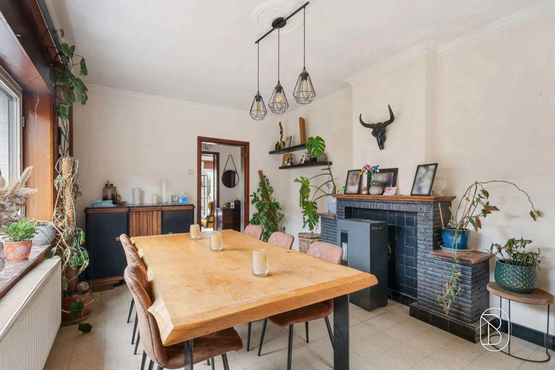Bel-etagewoning met 3 slpk, garage en tuin in Vloesberg foto 9