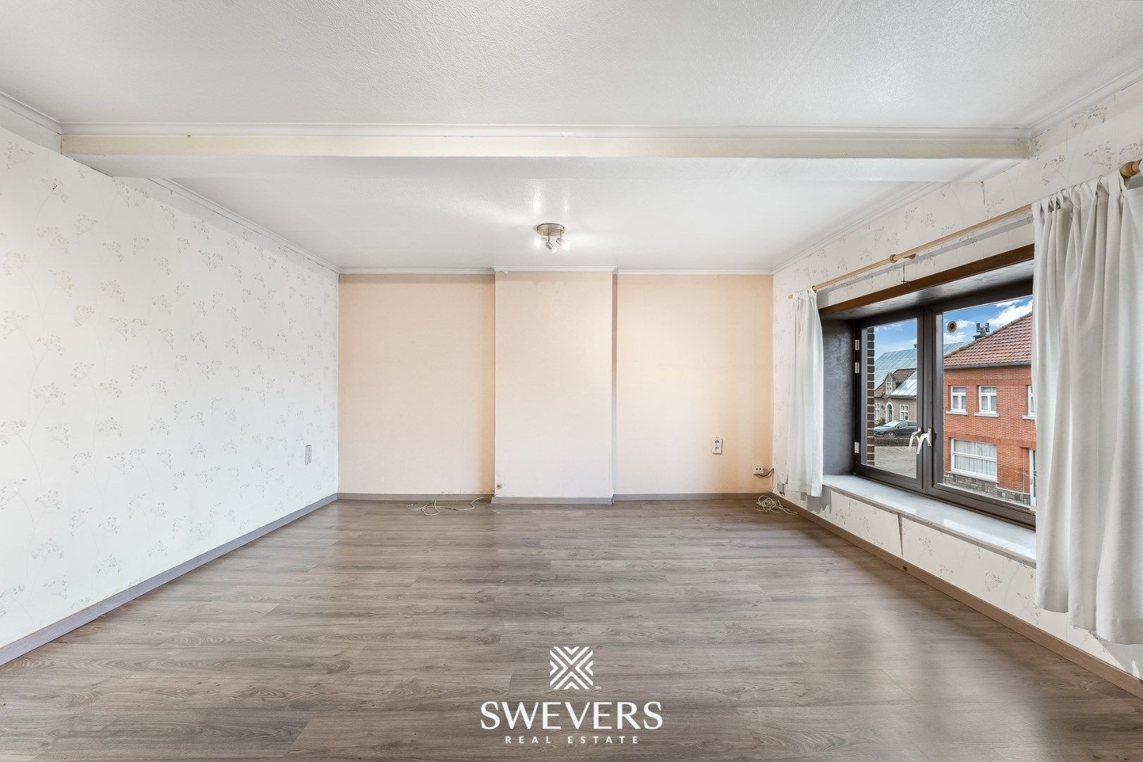 Instapklare woning met handelszaak en appartement in Geetbets foto 24