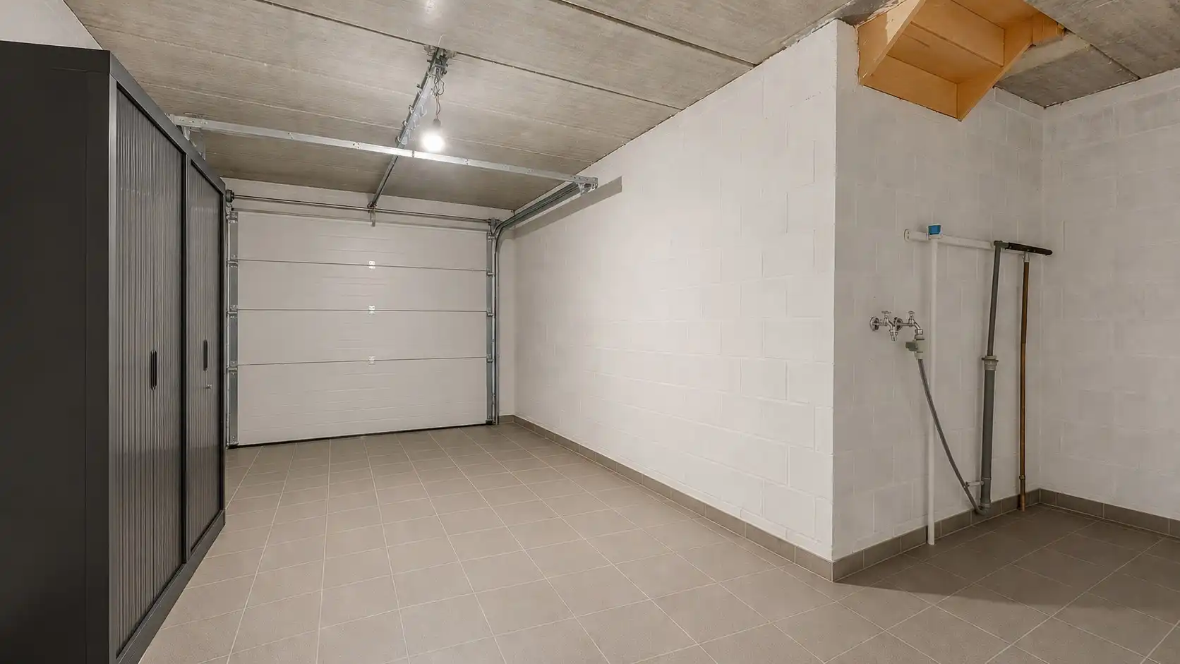 Halfopen woning met grote tuin en garage te Moerkerke-Damme foto 14