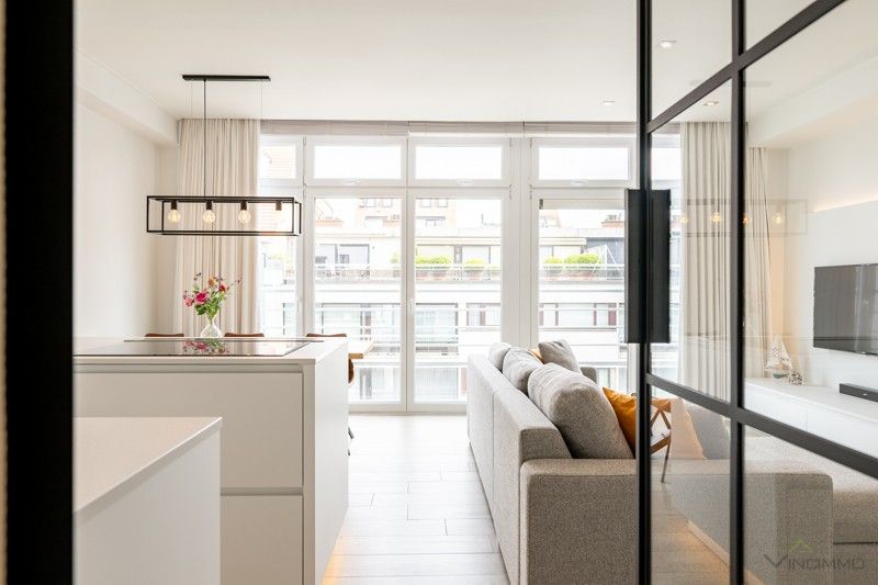 Stijlvol gerenoveerd appartement op een boogscheut van de zee en het winkelcentrum foto 18