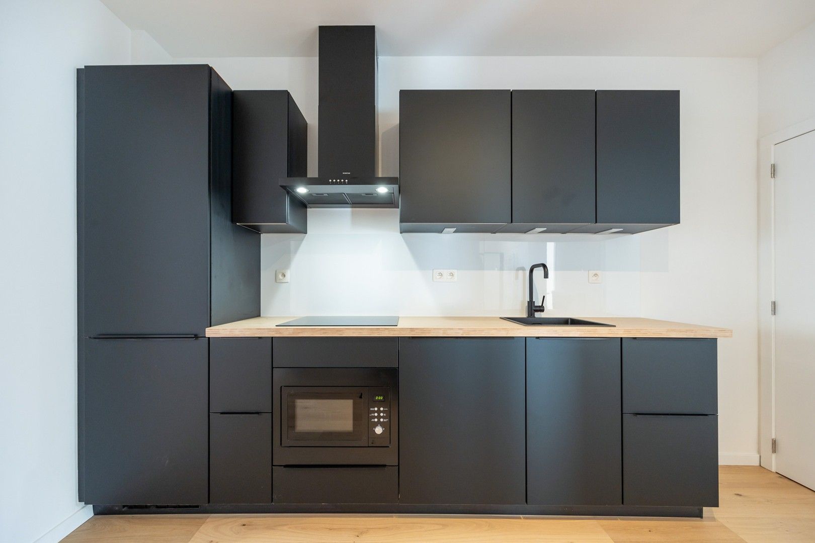 GERENOVEERDE OPBRENGSTEIGENDOM foto 5