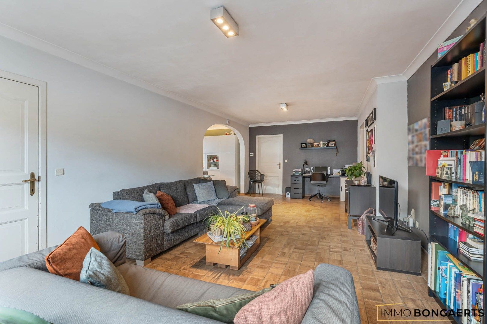 Gelijkvloers appartement met 3 slaapkamers foto 4