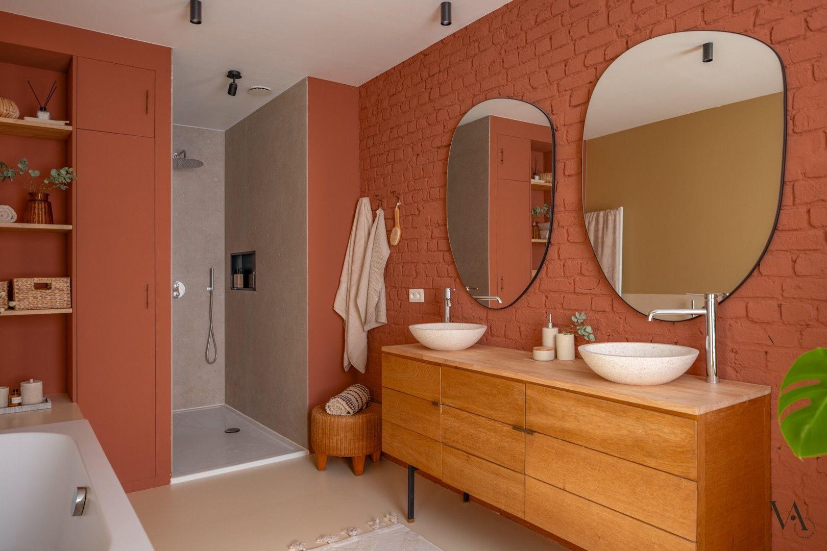 Prachtig gerenoveerde gezinswoning met grote tuin foto 11