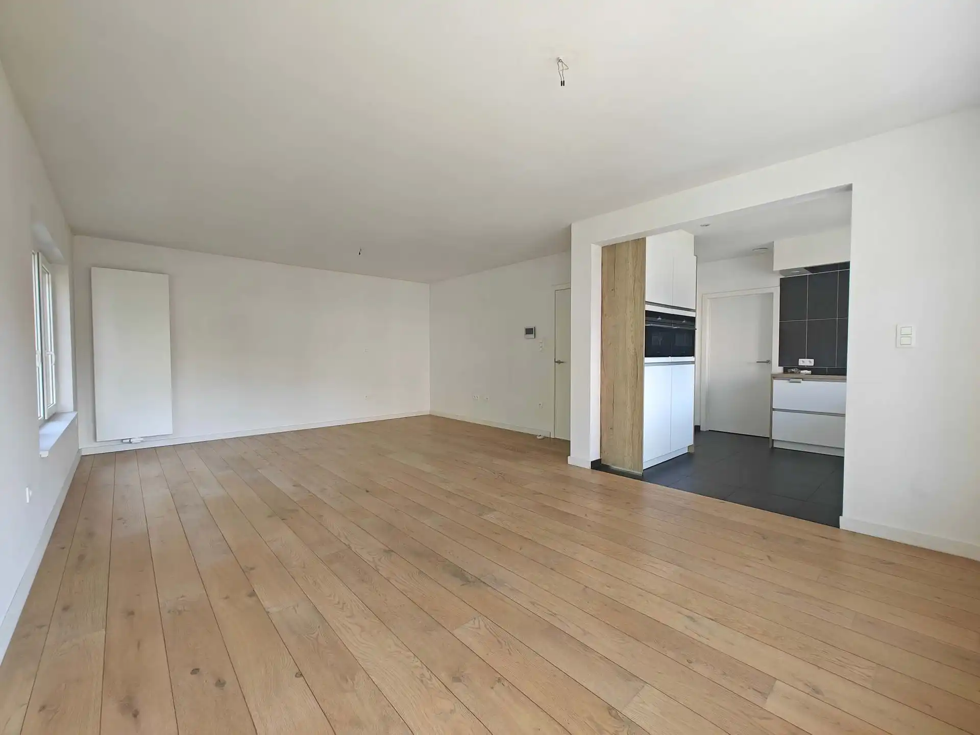 Gerenoveerd appartement met 3 slaapkamers  foto 4