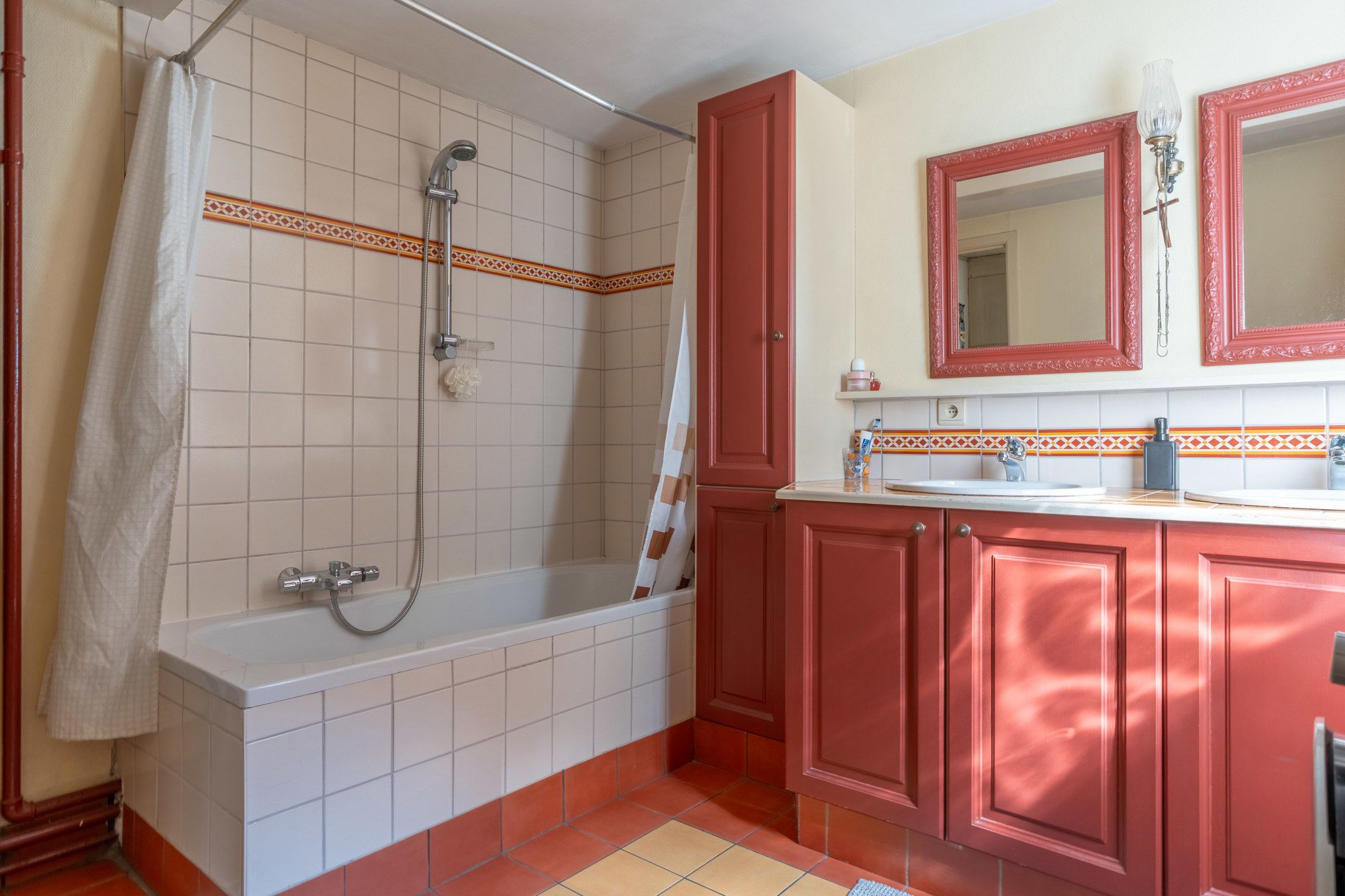 Charmante woning met 3 slaapkamers op 490 m²  foto 14