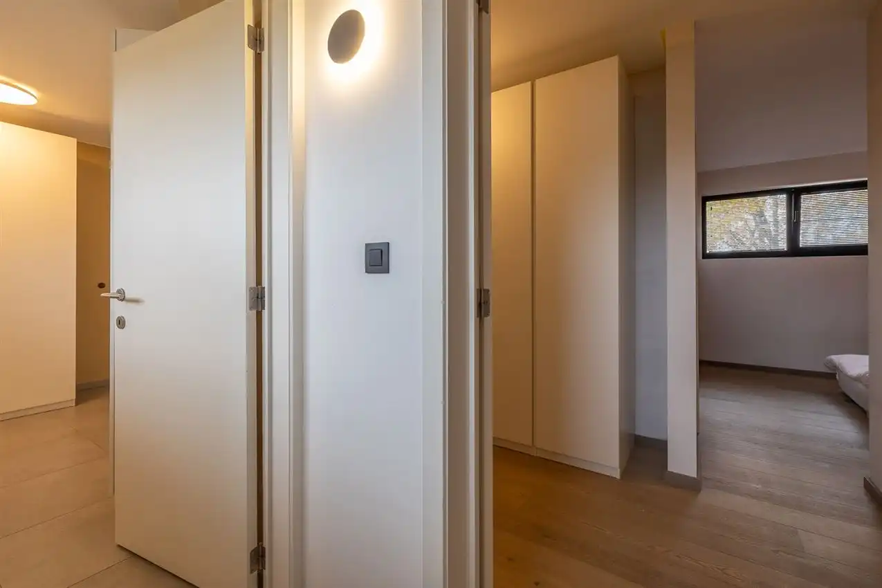 Penthouse met 3 slpk., riant terras, autostaanplaats en kelderberging foto 36