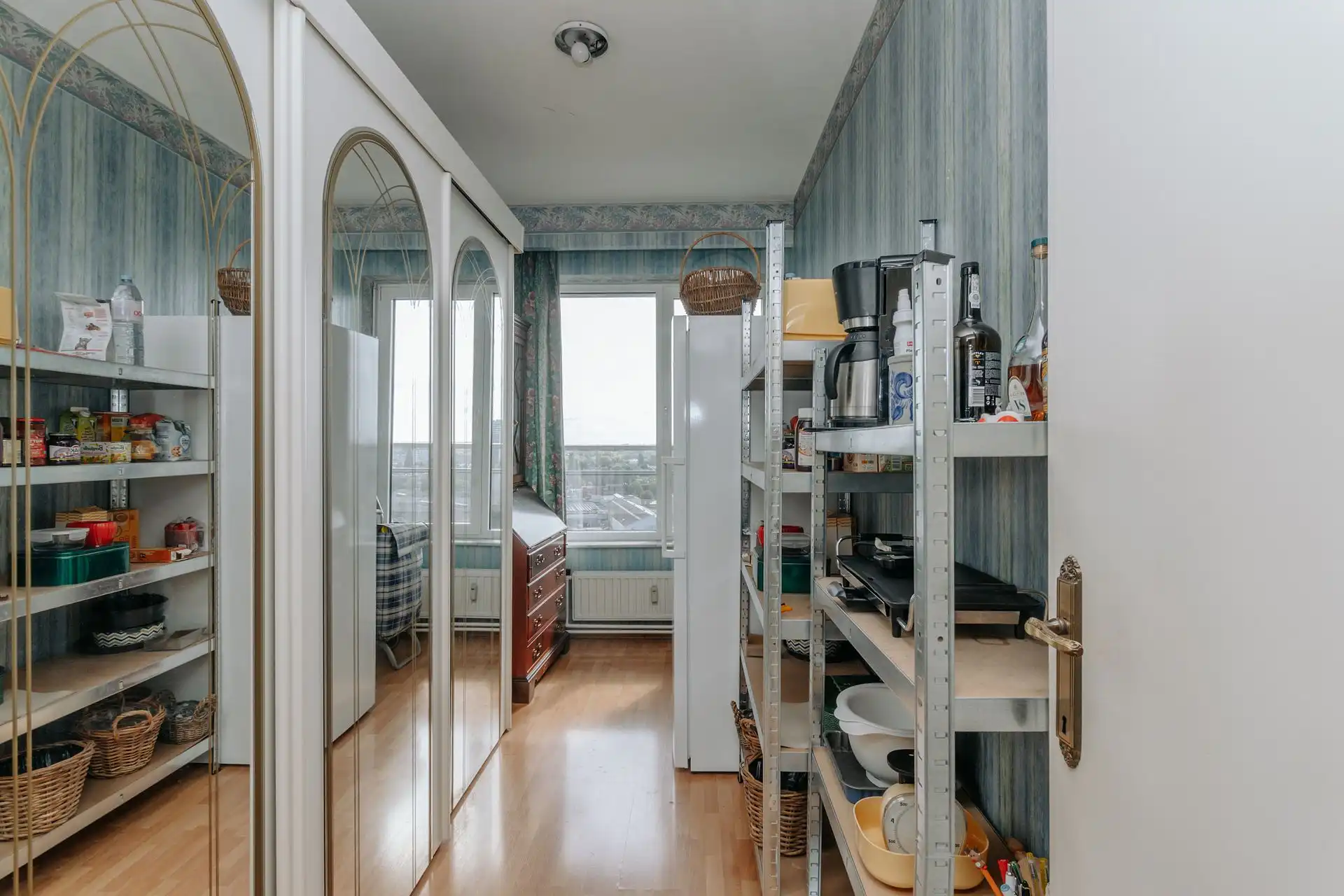 Appartement op de 15e verdieping met terras foto 11