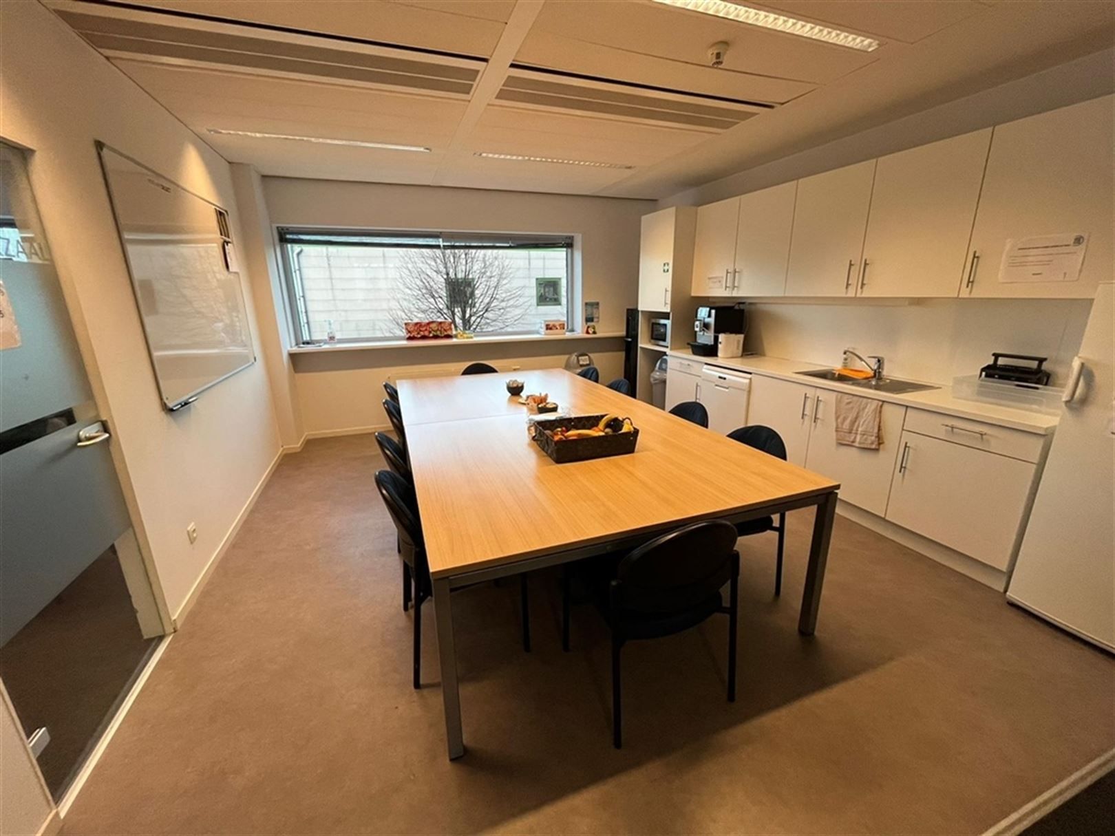 Hoogwaardig afgewerkt kantoorruimten vanaf 396 m² foto 6