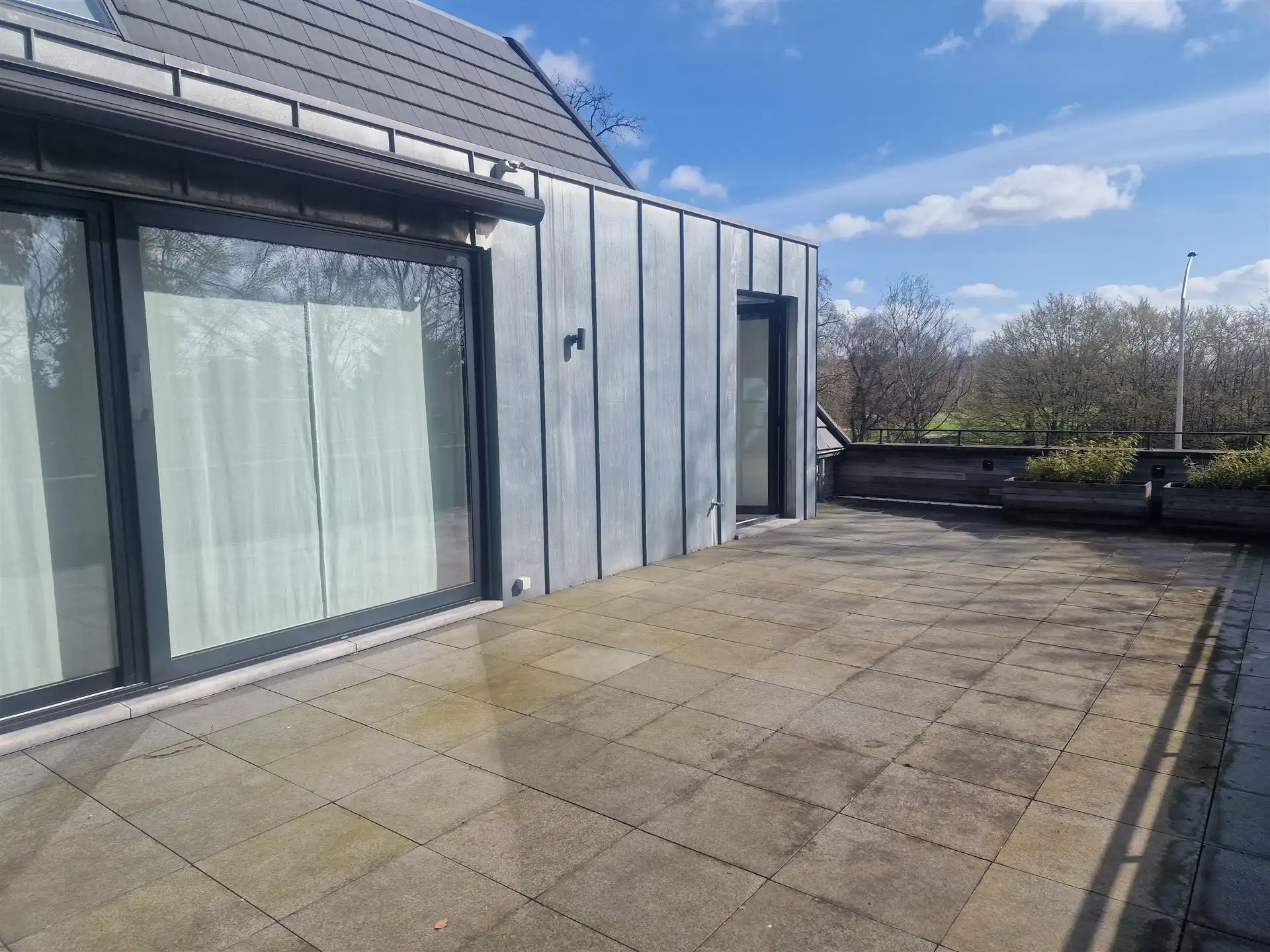 2-Slaapkamer Appartement met ruim terrassen foto 3