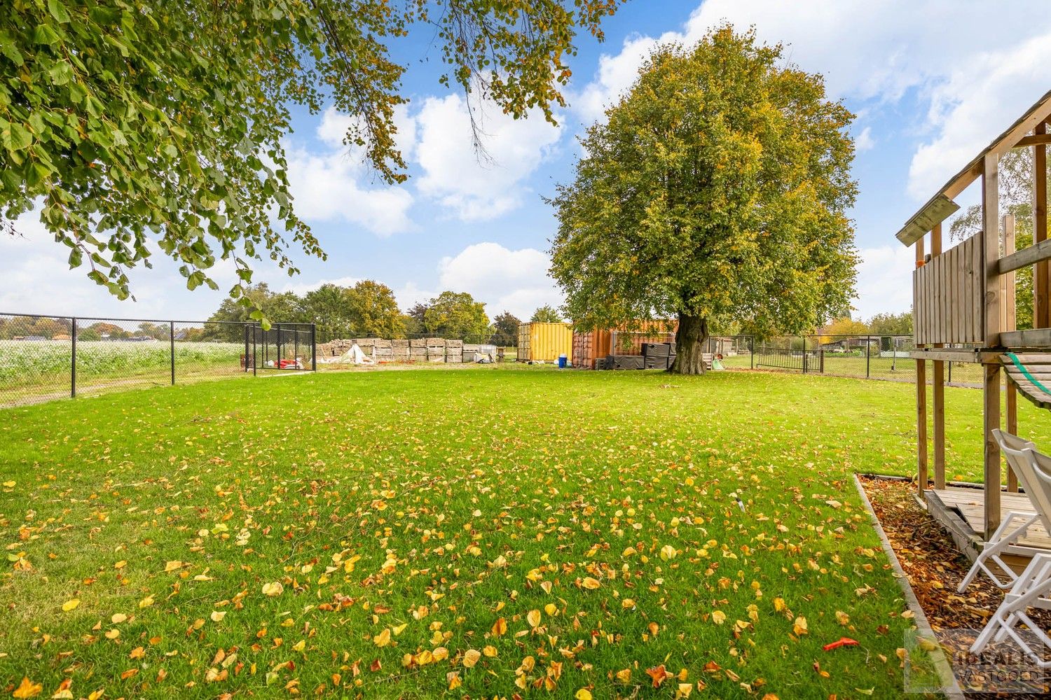 IDEALIS VASTGOED – RUIME (CASCO/VERDER AF TE WERKEN) NIEUWBOUWVILLA MET DE PERFECTE INDELING, EEN HEERLIJKE LEEFRUIMTE, KANTOOR, EXTRA RUIME BERGING, 3 RUIME SLAAPKAMERS, 3 BADKAMERS, CARPORT EN OVERDEKT TERRAS OP EEN RIANT PERCEEL VAN MAAR LIEFST 29A 51CA MET VRIJE ZICHTEN EN DE PERFECTE ORIENTATIE! foto 25