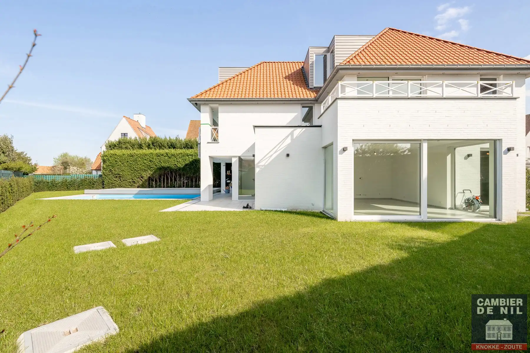 Prachtige ongemeubelde nieuwbouwwoning nabij het centrum van Knokke, gelegen in het rustige Izabellapolder. foto 2