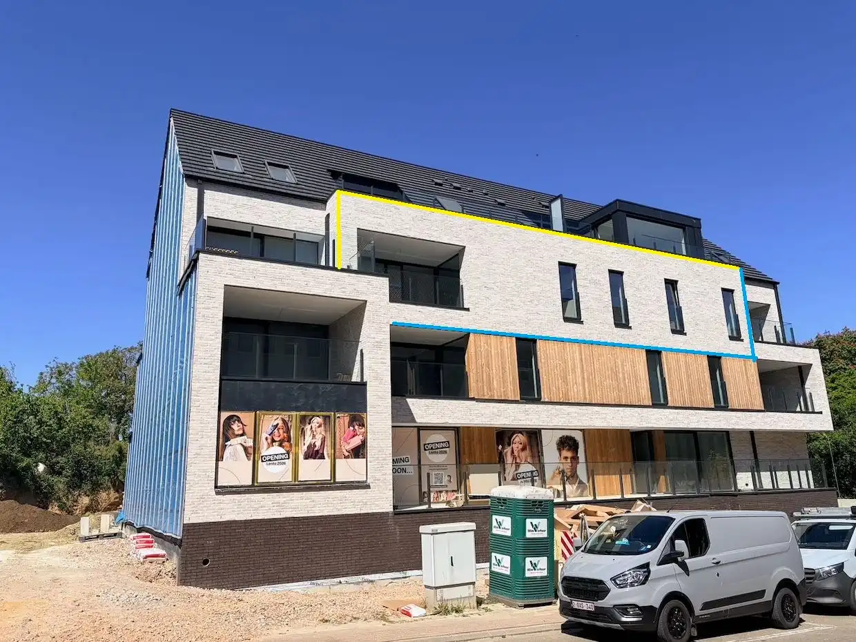 Modern nieuwbouwappartement met 2 slaapkamers en ruim terras in centrum Lubbeek foto {{pictureIndex}}