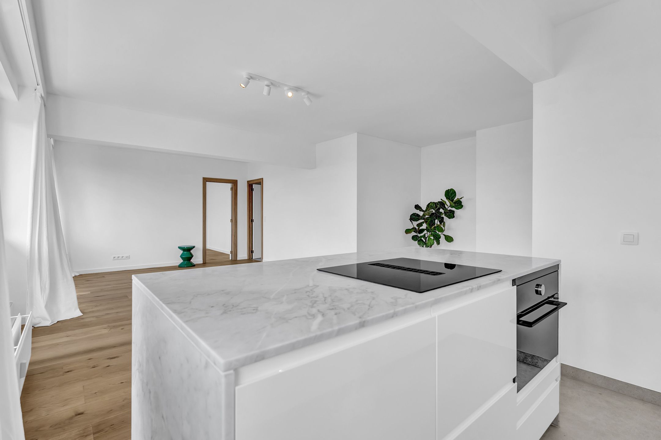 Volledig vernieuwd appartement met adembenemend uitzicht foto 6