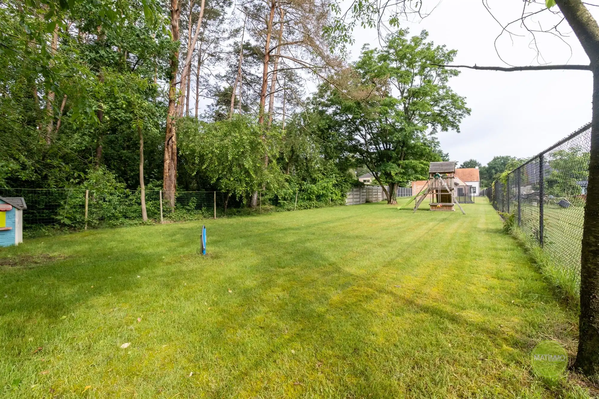 Gerenoveerde gezinswoning op een perceel van 1.415 m2 te Mol foto 2