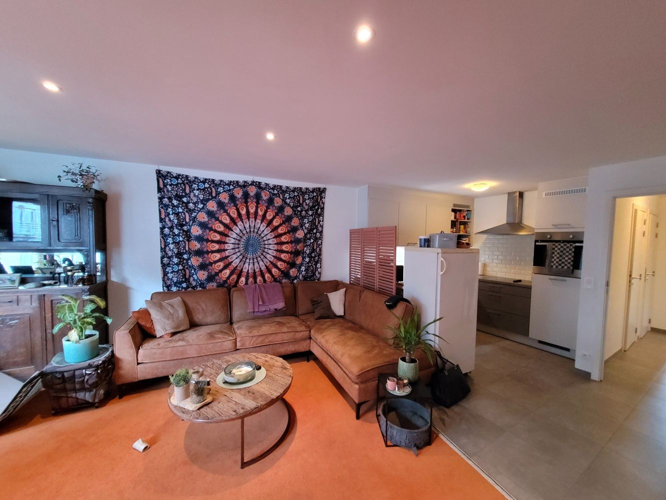 Instapklaar 3 slaapkamer duplex appartement in het hartje van Aalter foto 4