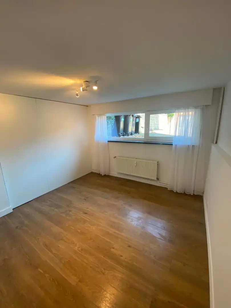Instapklaar gelijkvloers appartement te Aalst foto 8