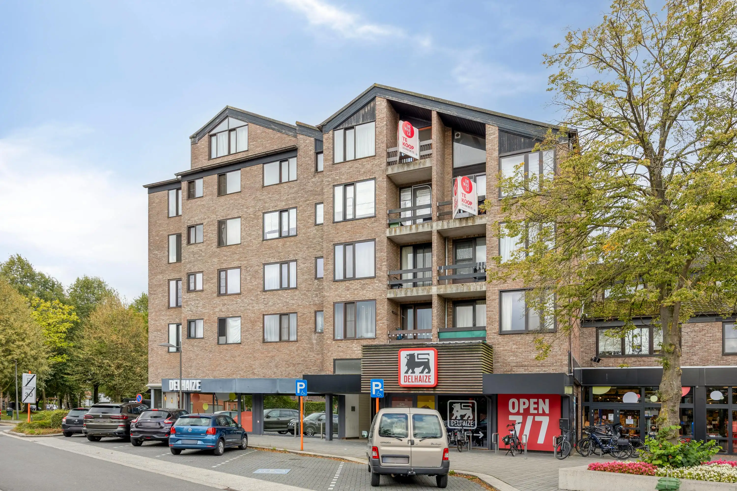 Mooi appartement met 2 slpks en garage, te Kalmthout!. foto 3
