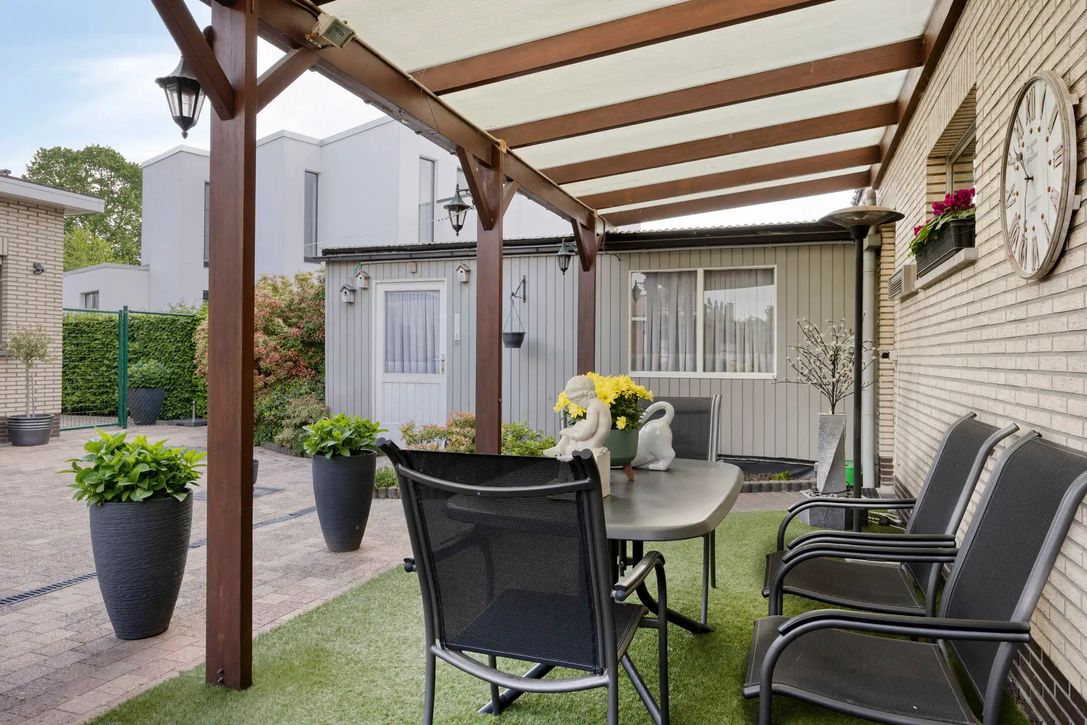 Ideale gezinswoning met 3 slaapkamers en dubbele garage foto 29