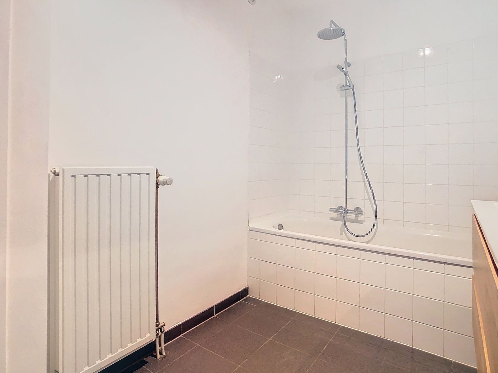 Instapklaar appartement met 2 slaapkamers foto 10