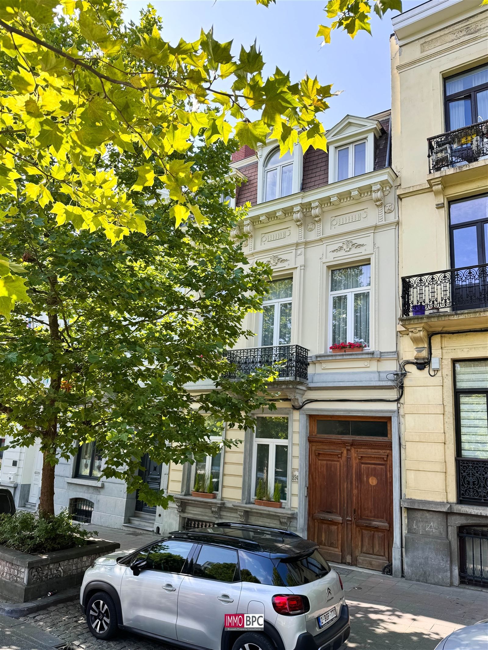 Prachtige herenwoning in Koekelberg foto 2