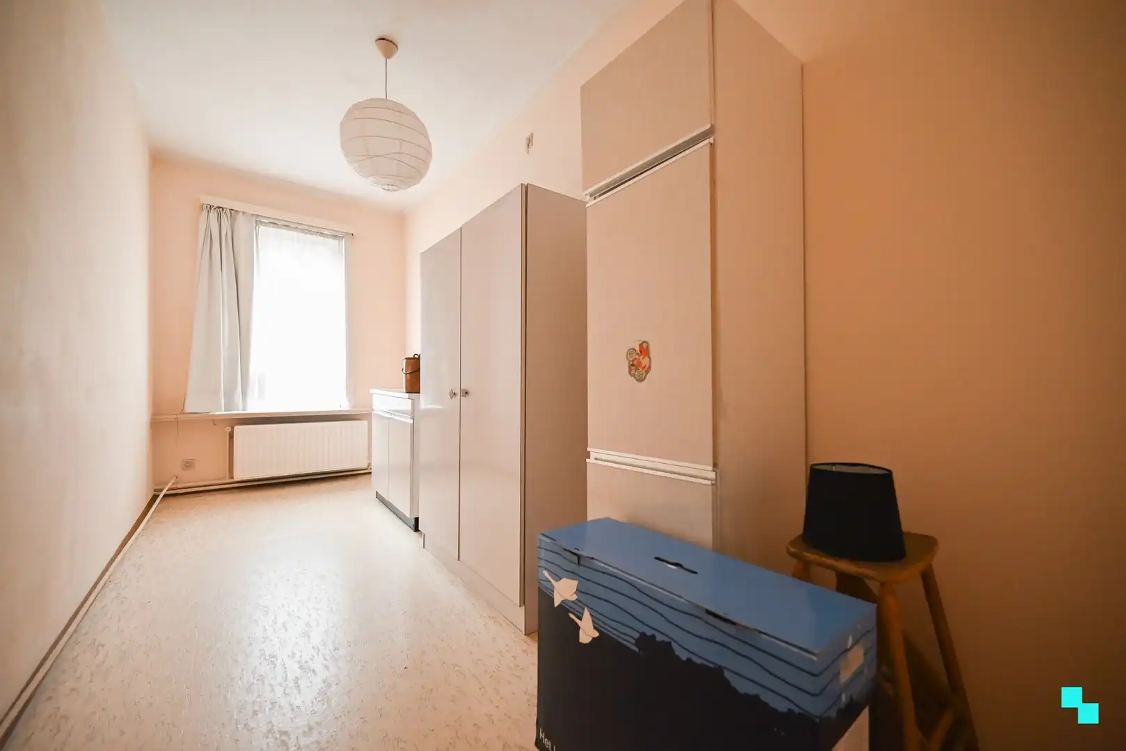 Centraal gelegen handelsruimte met bijhorende woonst en leuke stadstuin te Izegem foto 18