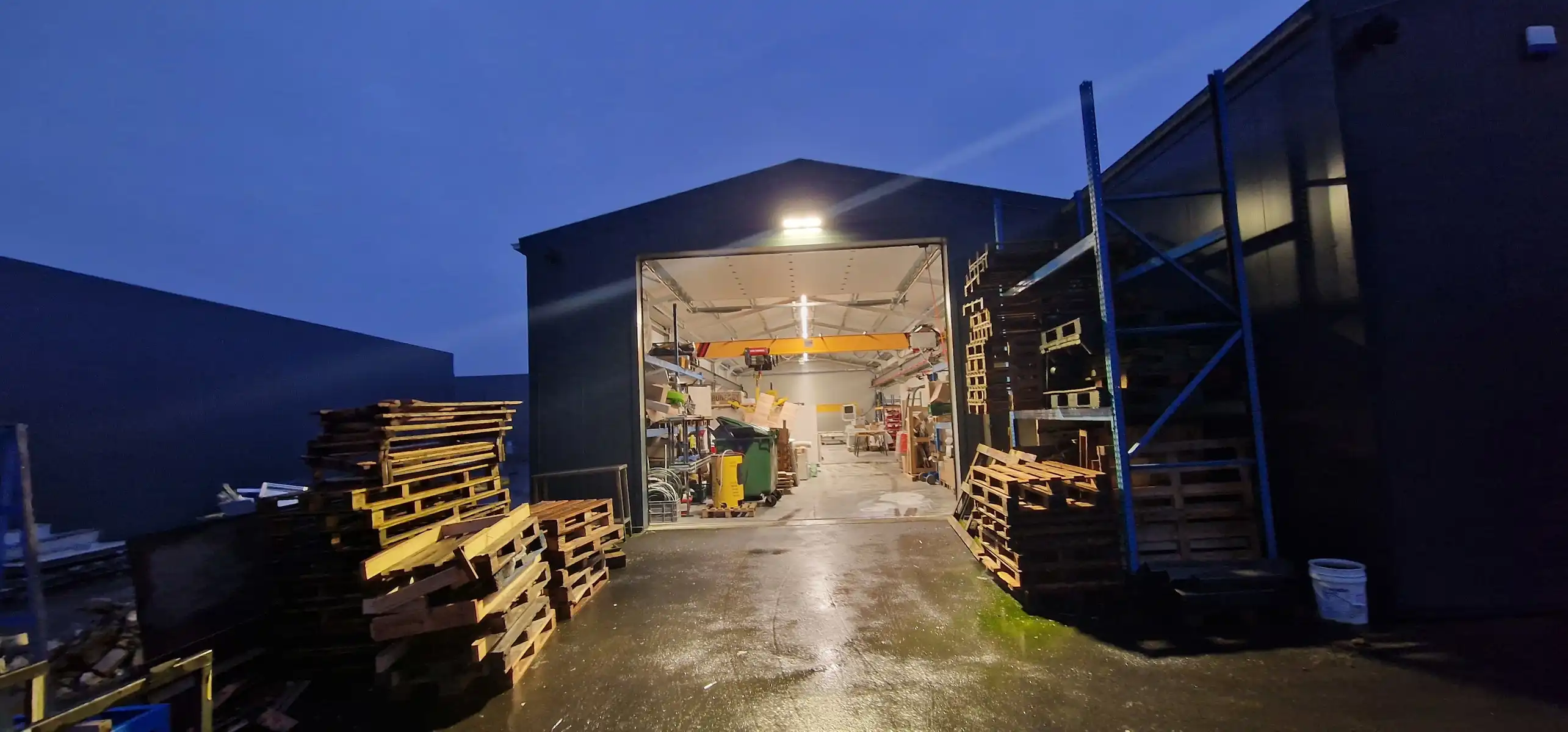 Nieuwbouw KMO unit met kantoor en sociale ruimte foto 12