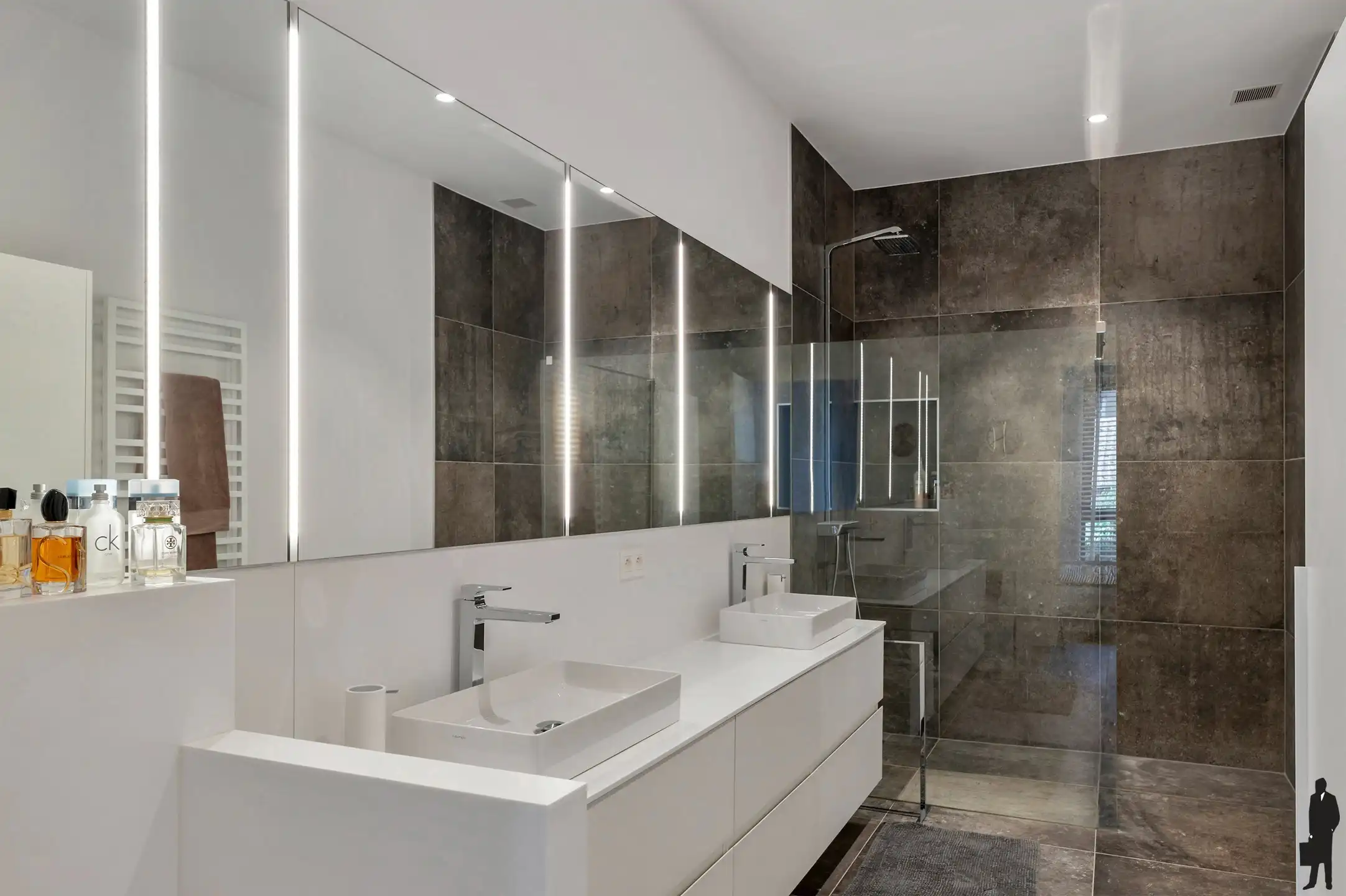 Prachtige loft in iconisch pand aan het MAS foto 14