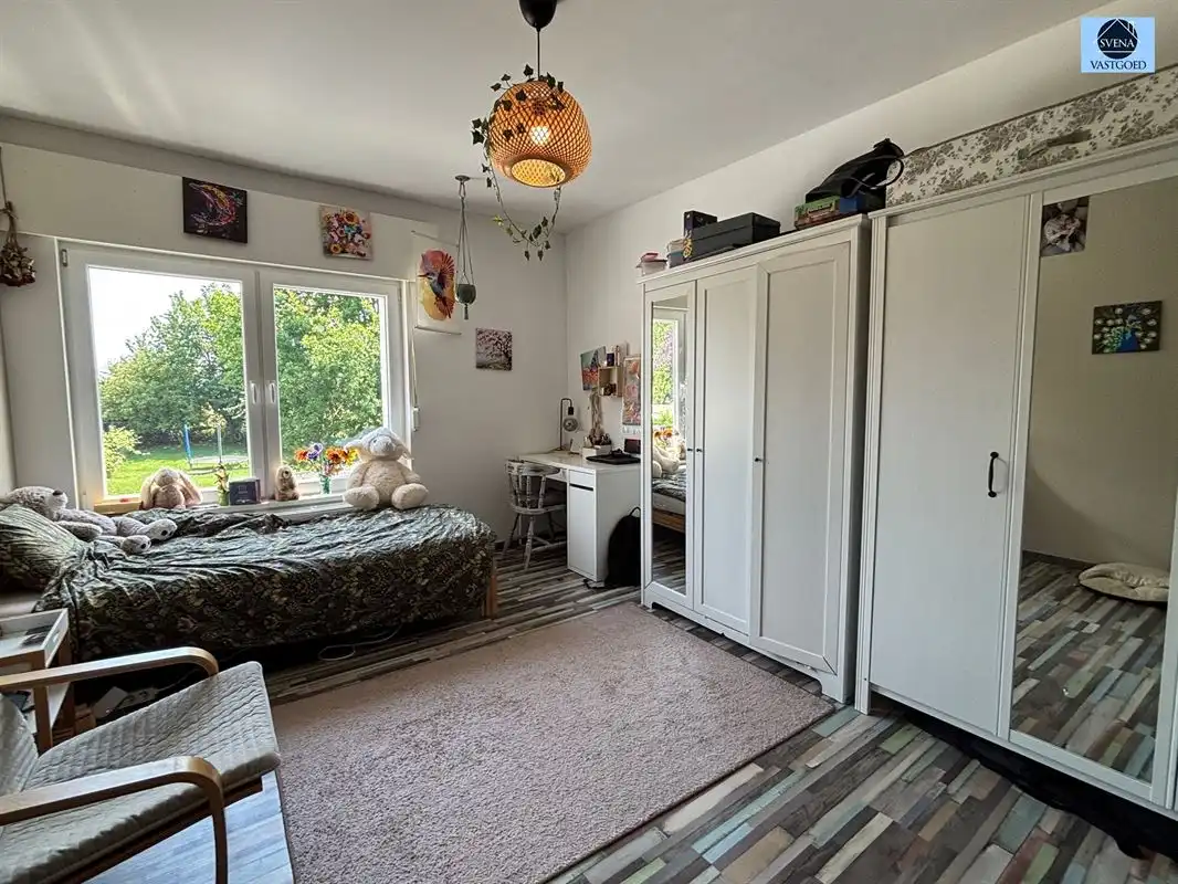 GERENOVEERDE WONING MET 3 SLAAPKAMERS foto 6