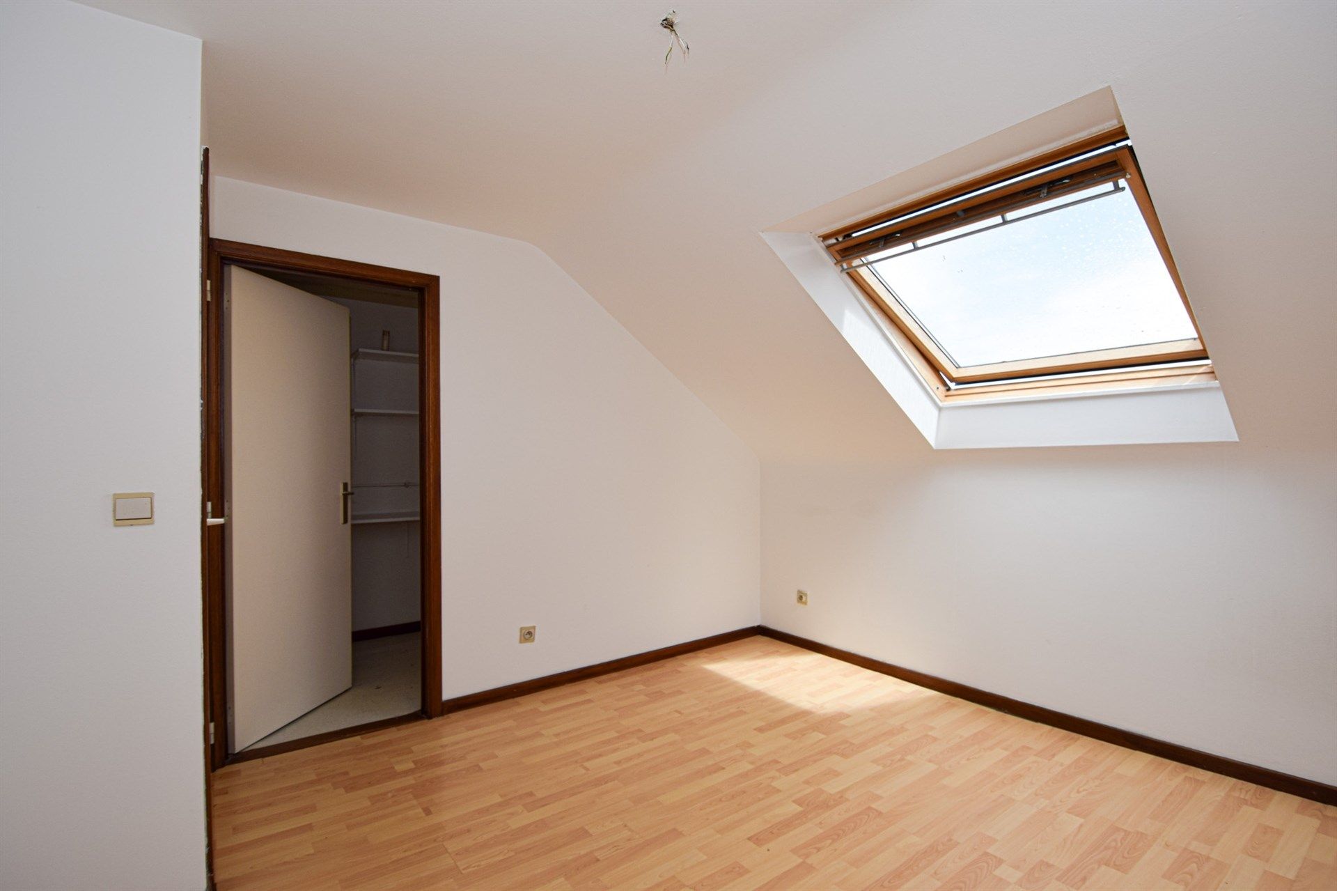 Uitstekend gelegen opbrengsteigendom bestaande uit handelsgelijkvloers + duplex appartement foto 15