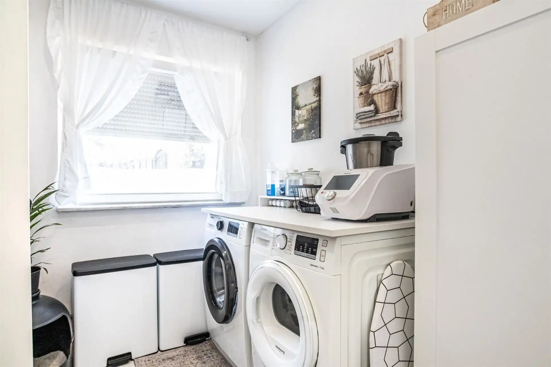 Instapklare woning met 4 slpk, kelder, ZO-tuin + uitweg foto 20