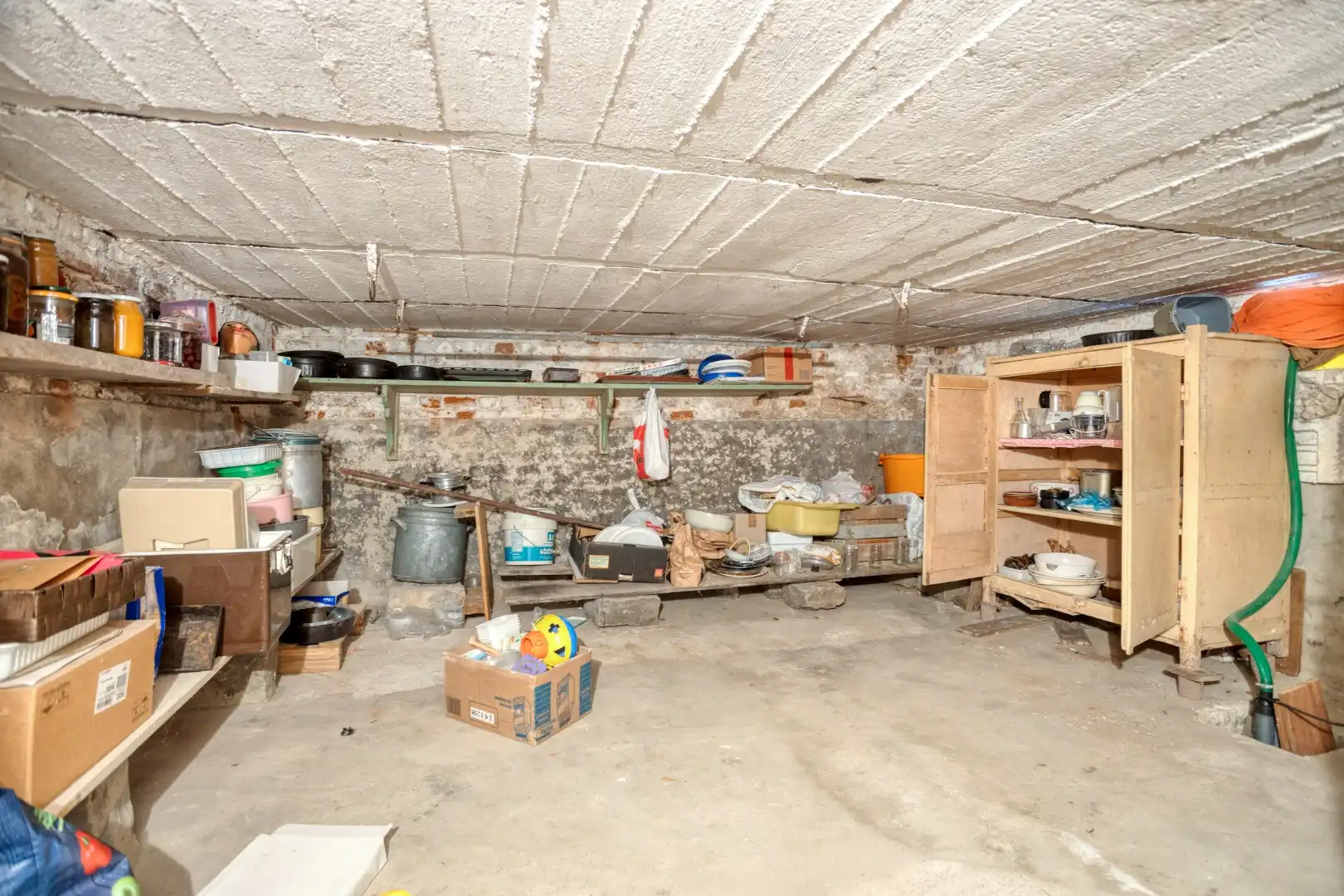 Hoevewoning met binnenkoer en grote opslagruimte te Heers-Vechmaal foto 22