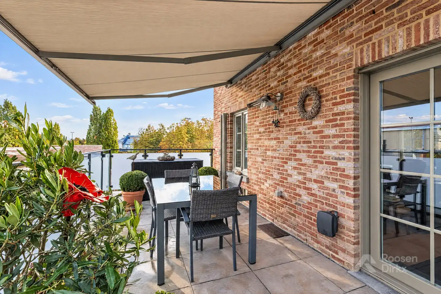 Luxe appartement (150m²) met 3 slaapkamers en 60m² terrassen te BREE. foto 18