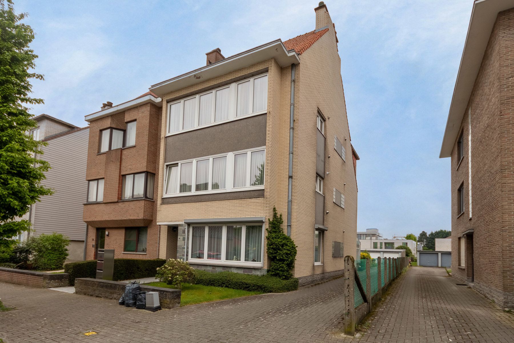 Appartement met 2 slaapkamers en garage foto 2