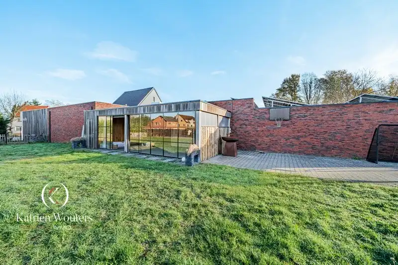 Woning met handelsruimte én enorm veel potentieel foto 35
