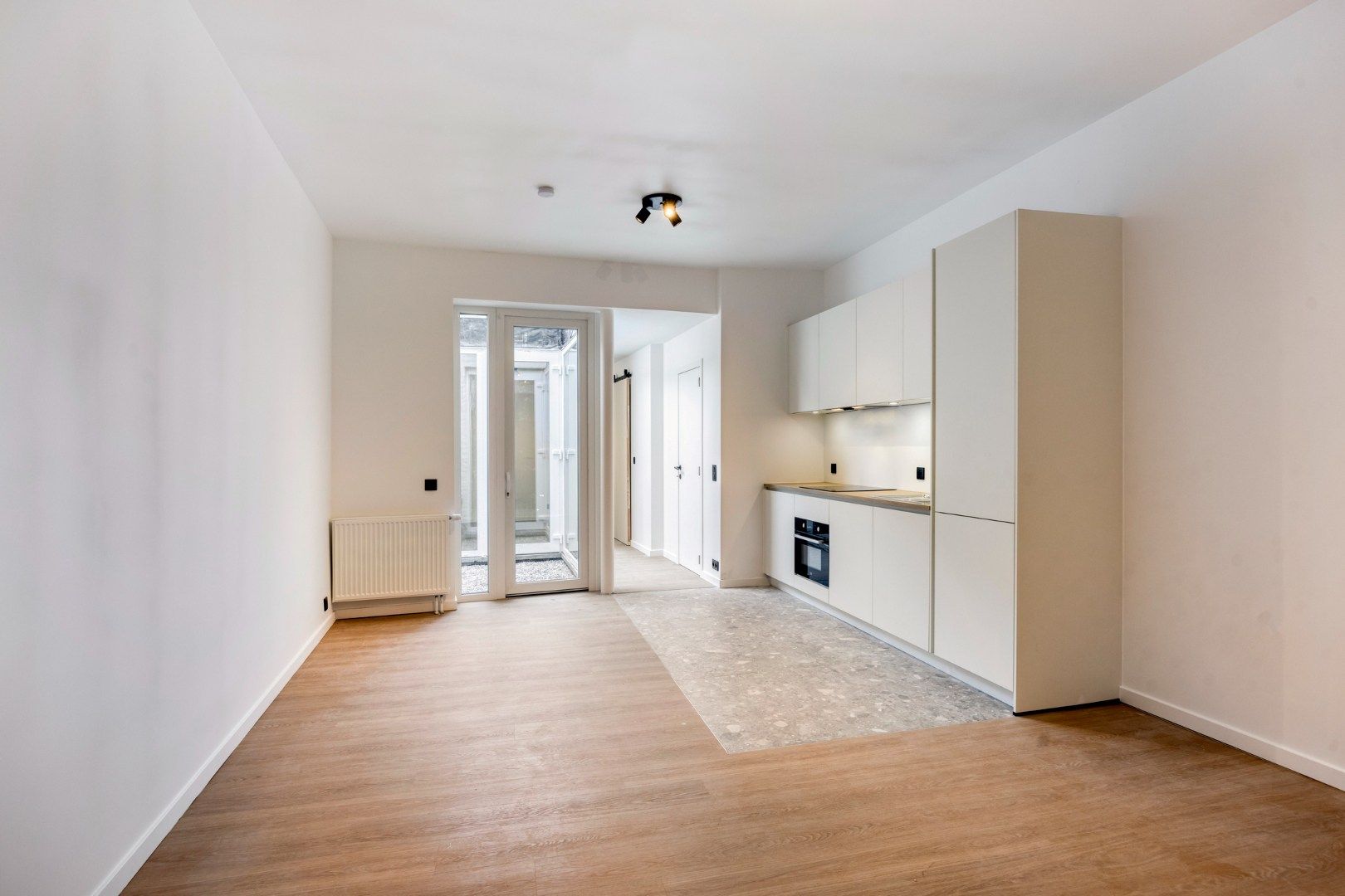 Gelijkvloers appartement in het centrum van Leuven! – EPC 183 kWh/m² - bewoonbare oppervlakte 47 m²  foto {{pictureIndex}}
