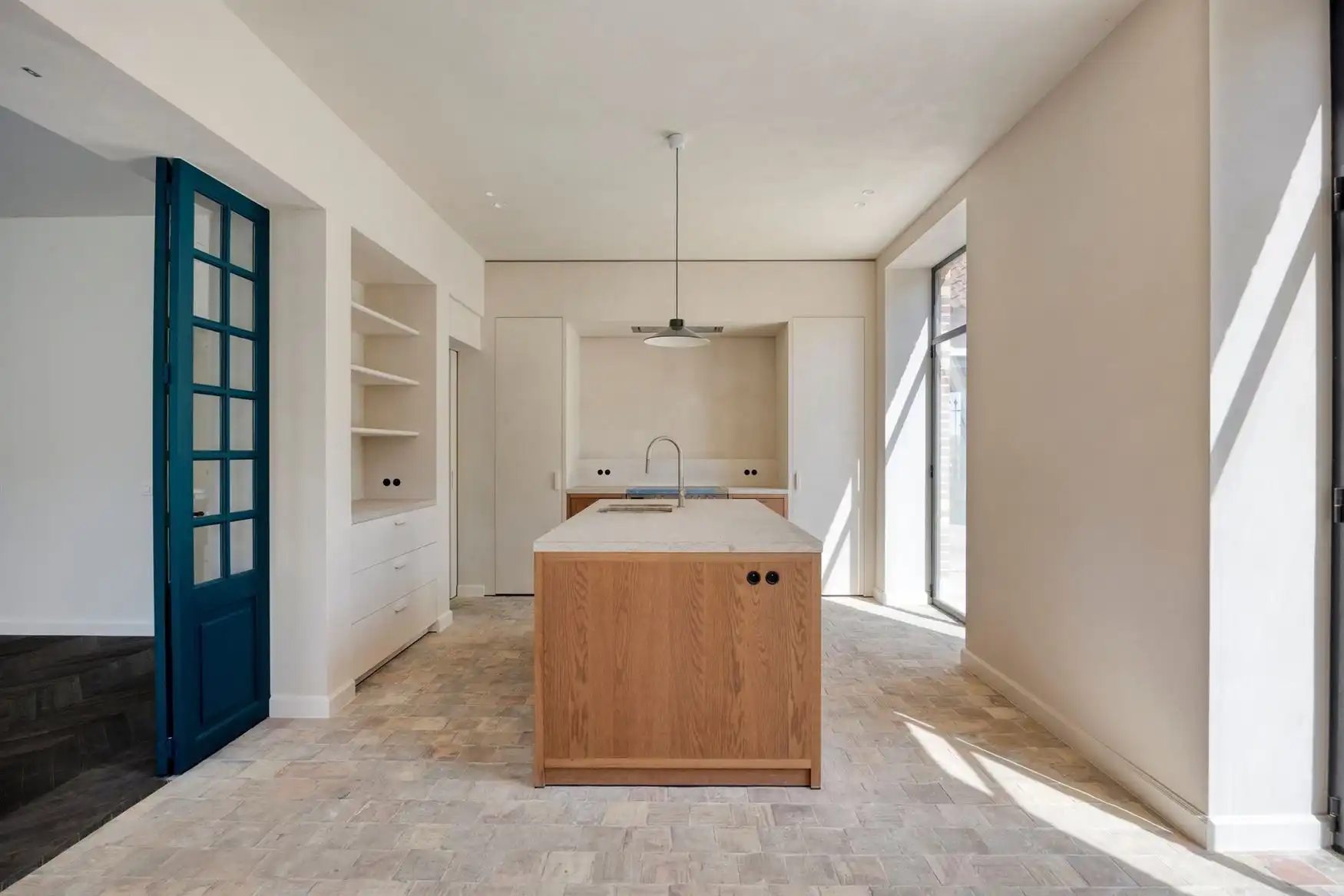 Uitzonderlijke woning op een unieke historische locatie foto 17