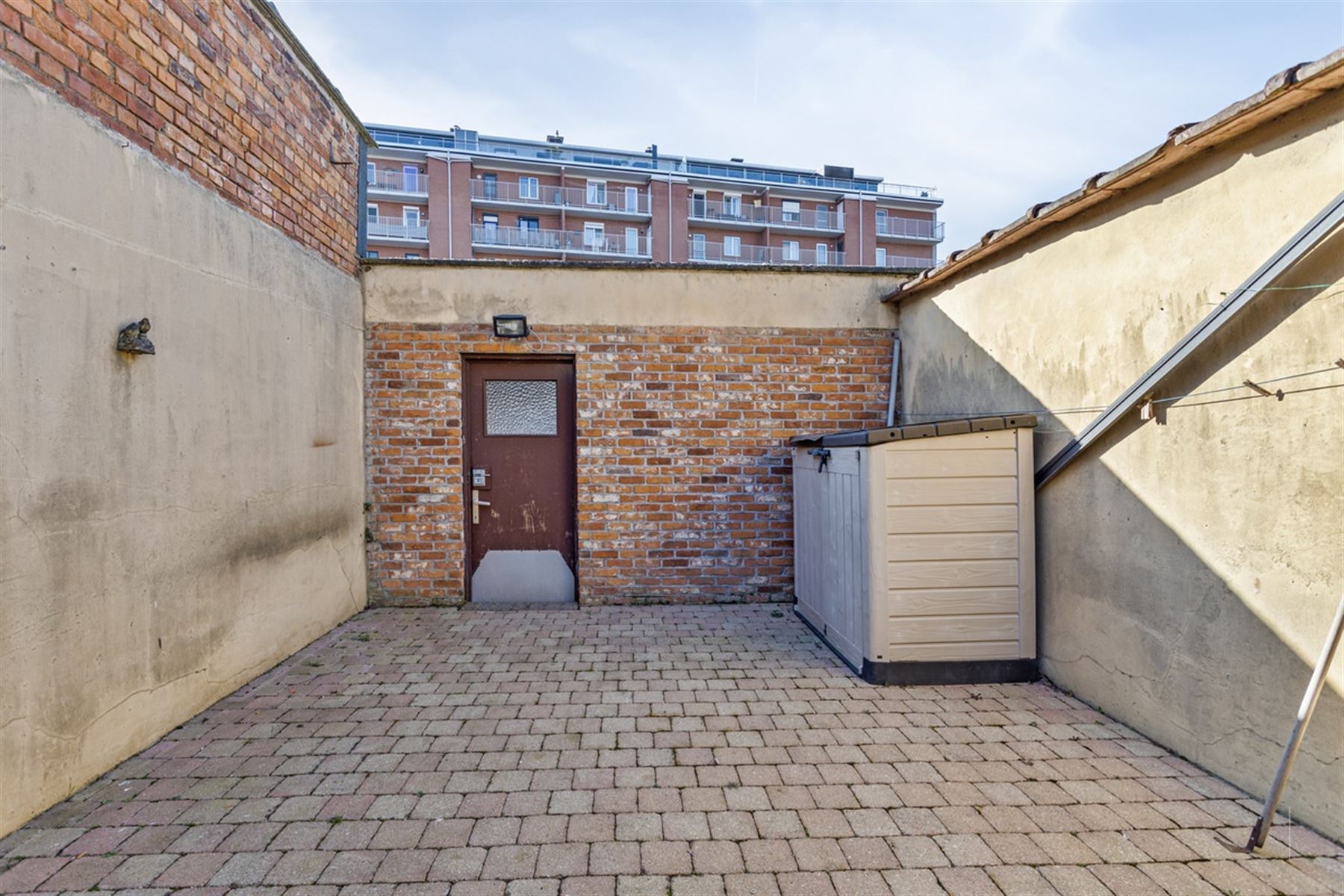 Starterswoning of ideale investeringseigendom met garage foto 22
