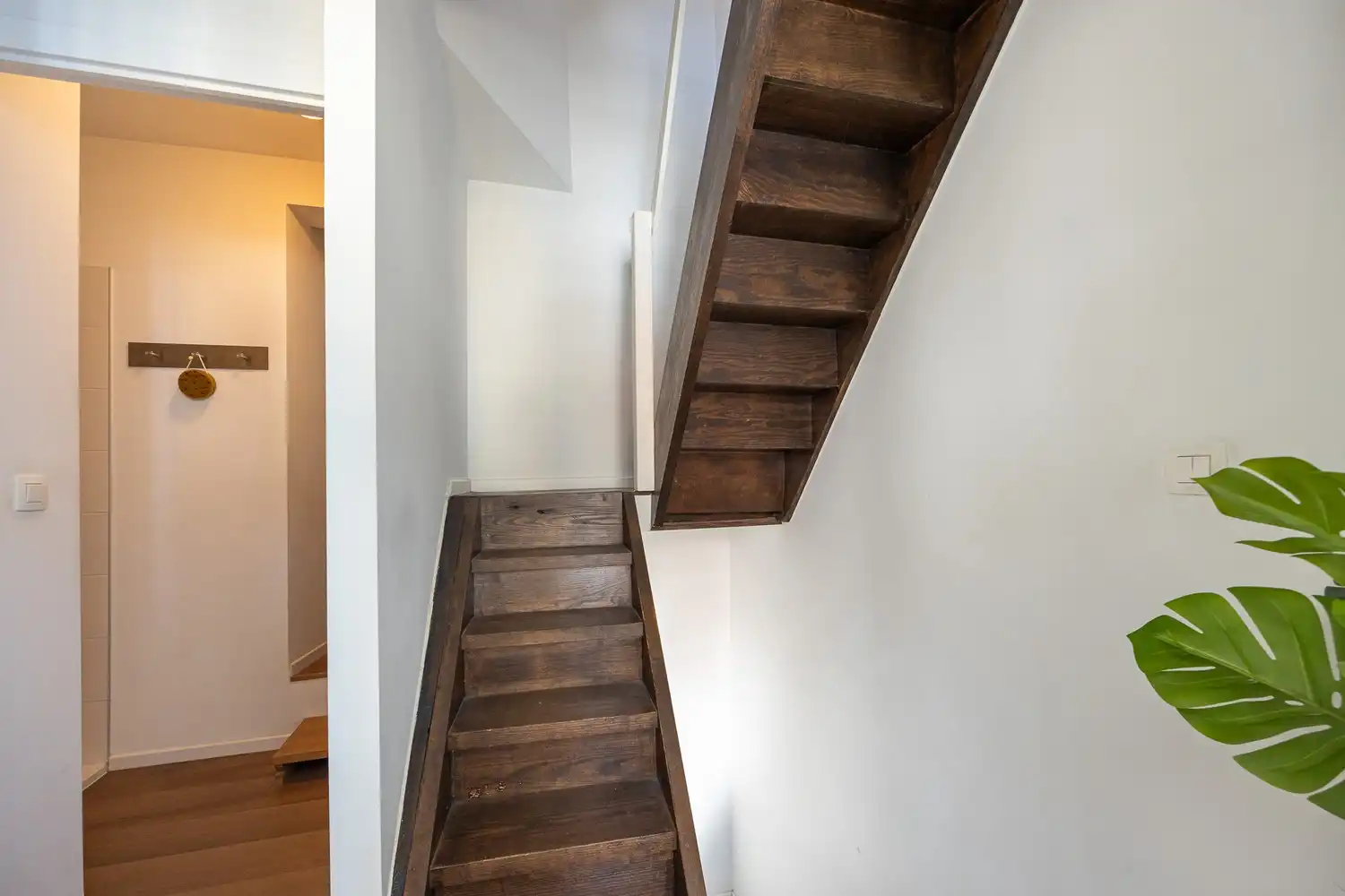 Instapklare stadswoning met garage en 2 slaapkamers foto 21