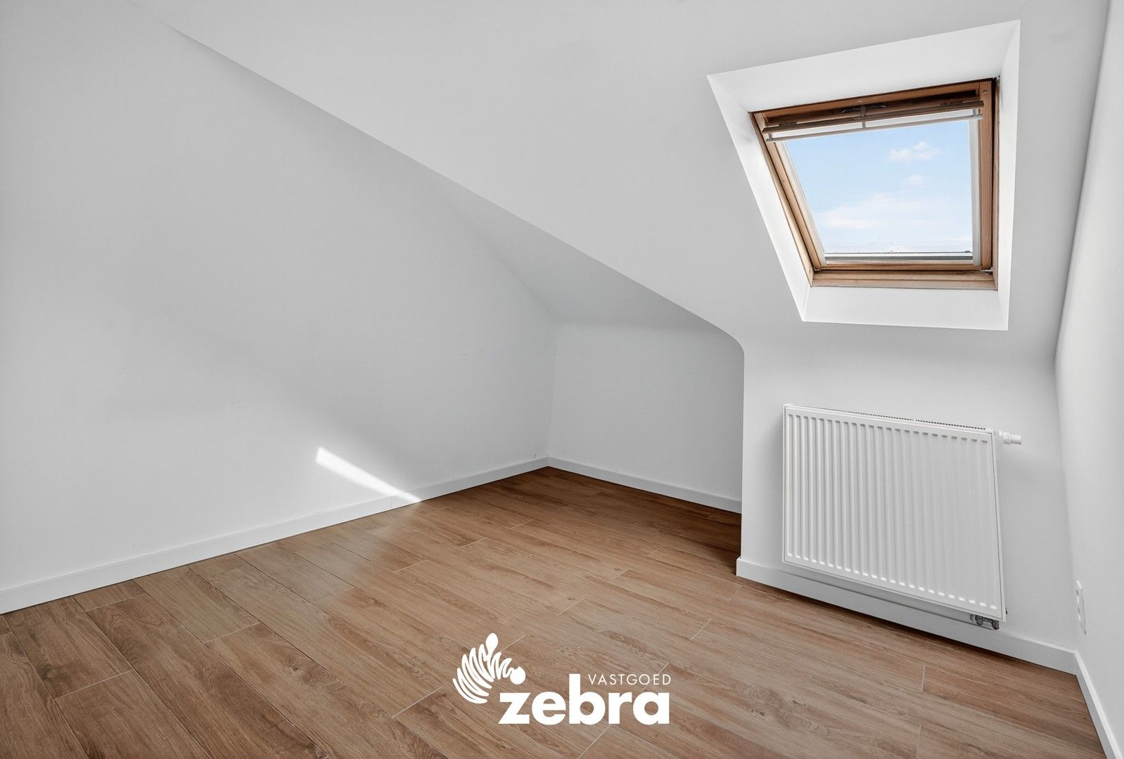 Instapklare woning met garage en 3 slaapkamers in kindvriendelijke wijk te Oostnieuwkerke! foto 14