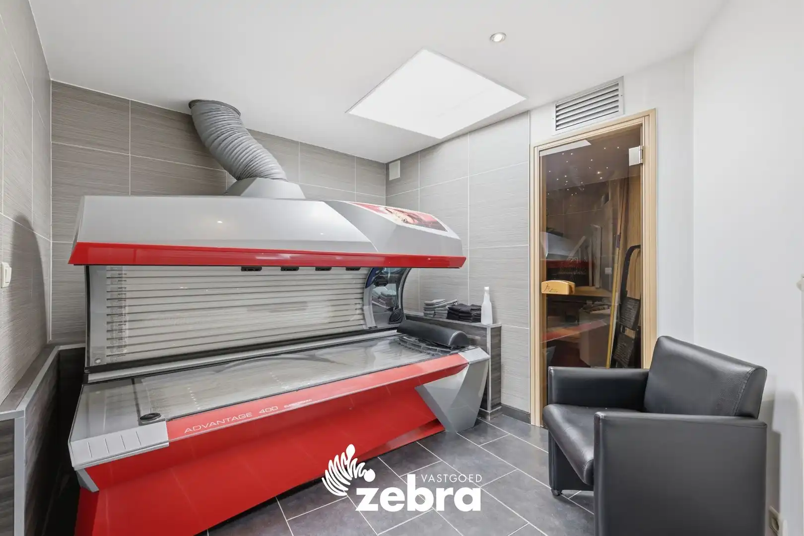 Veelzijdig handelspand op commerciële ligging in Tielt! foto 12