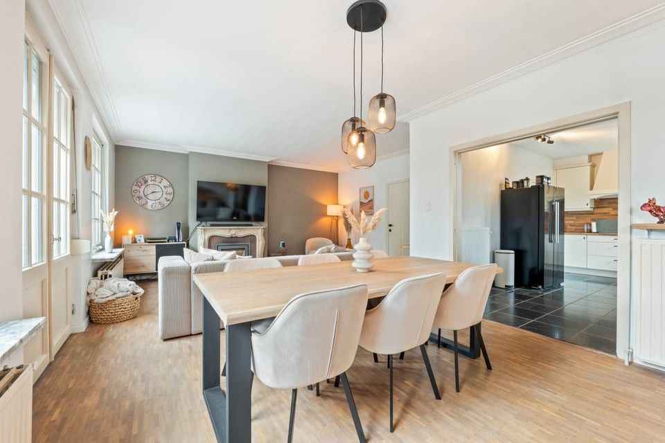 GEZELLIGE OPEN BEBOUWING MET LANDELIJKE CHARME OP EEN MOOI PERCEEL foto 5