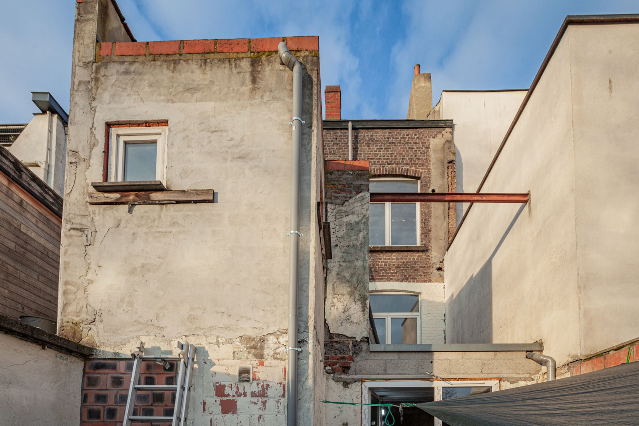 Verder te renoveren opbrengsteigendom met 4 units foto 21