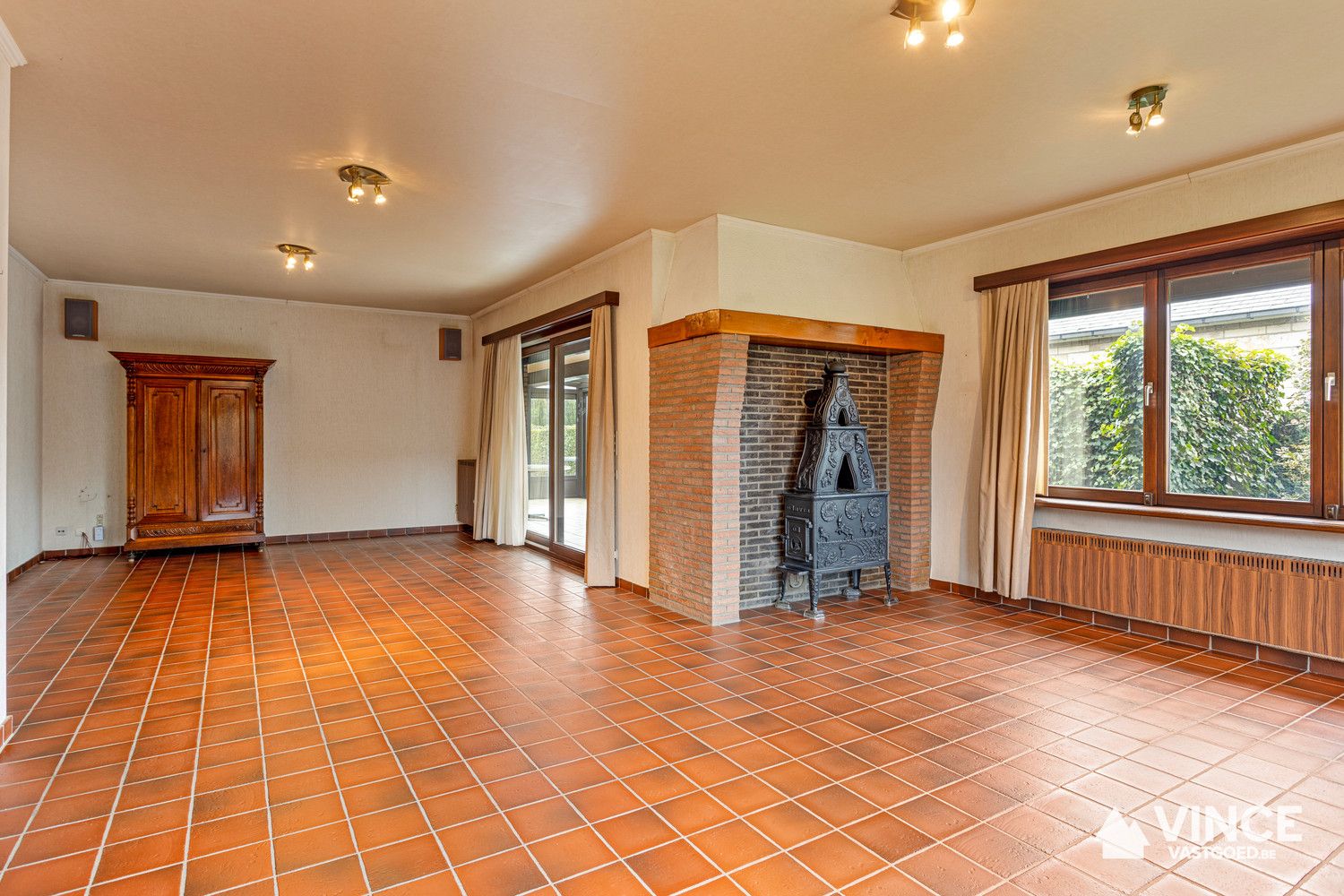 Gelijkvloerse woning in hoevestijl met veel uitbreidingsmogelijkheden foto 5