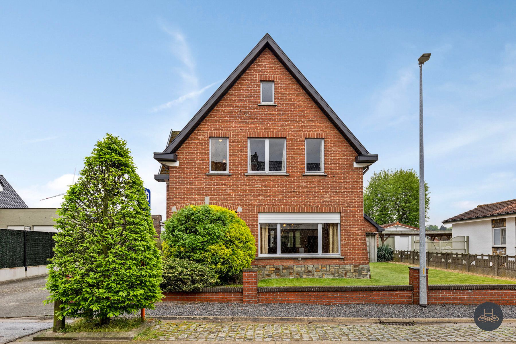 Hoofdfoto van de publicatie: Karaktervolle, vrijstaande woning op toplocatie